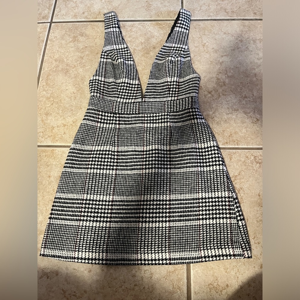 Houndstooth dress size XS